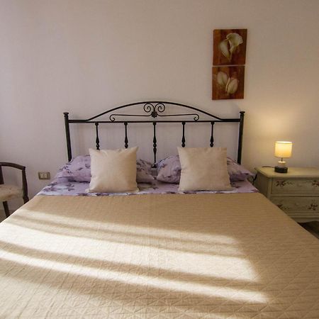B&B Del Viale Bacu Abis Екстериор снимка