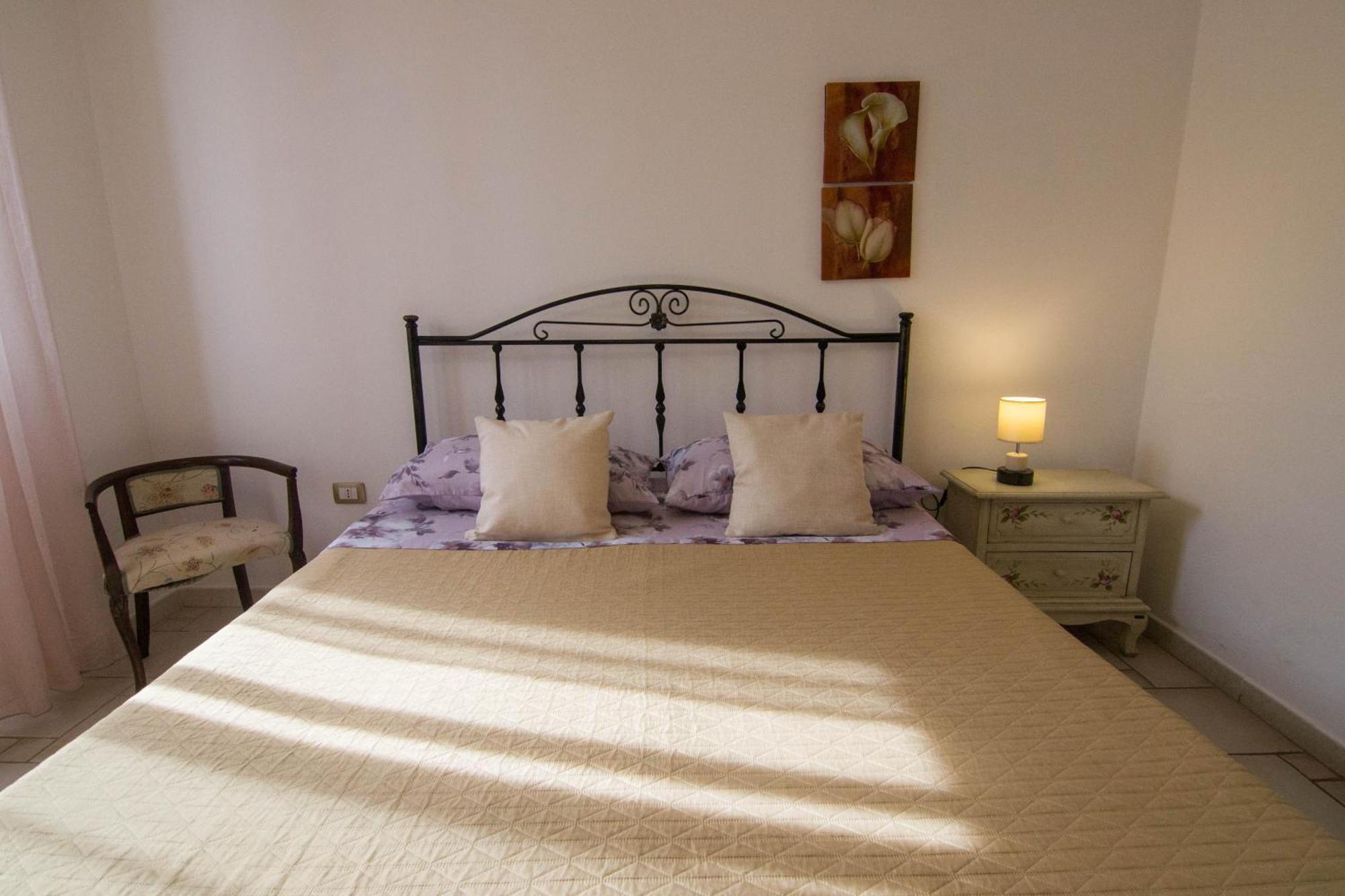 B&B Del Viale Bacu Abis Екстериор снимка