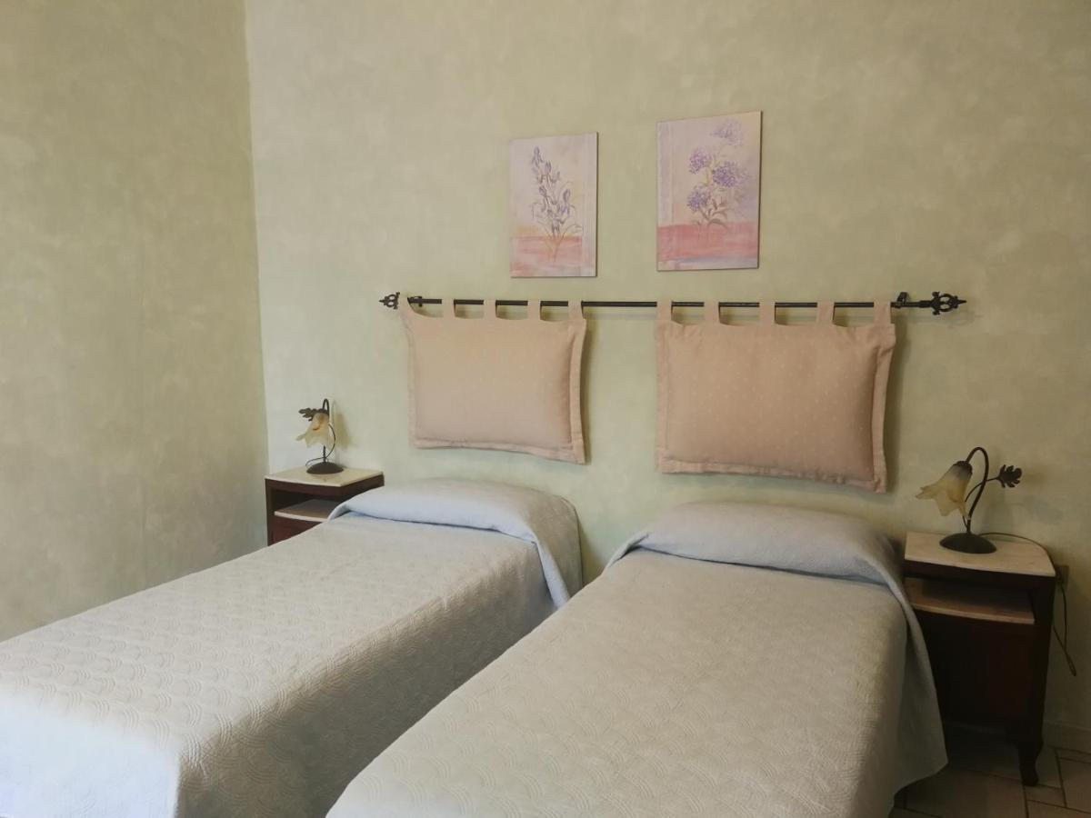 B&B Del Viale Bacu Abis Екстериор снимка